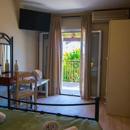 Apartmán Irilena And *