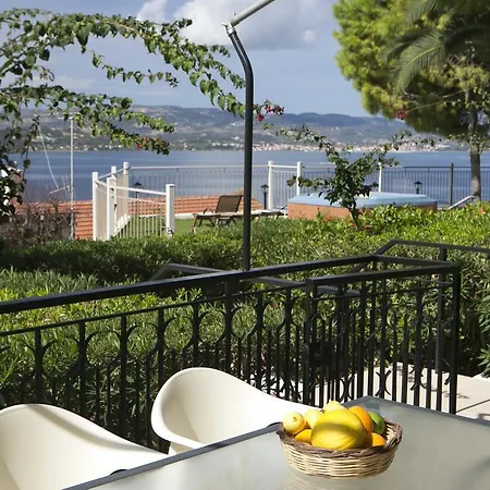 Irilena Studios&apartments *