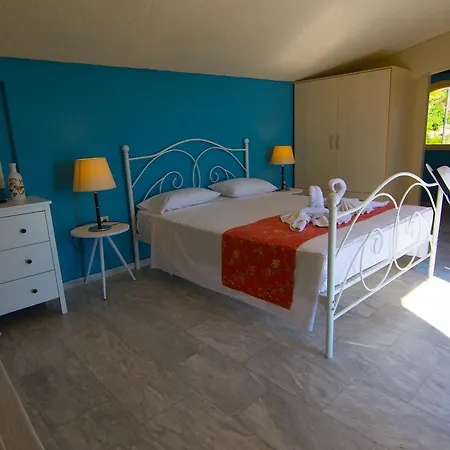 Irilena Studios&apartments *